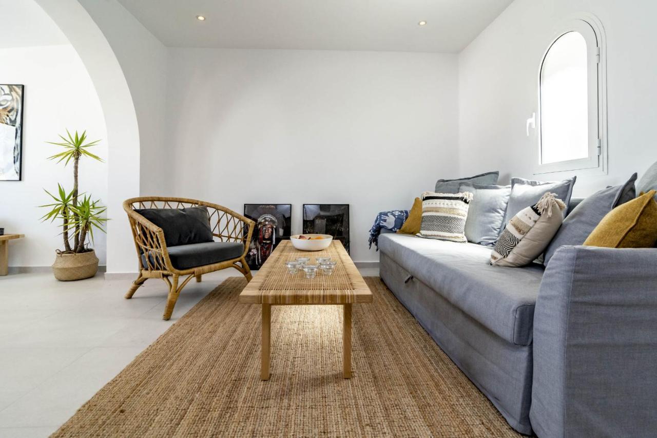 San Pedro With Terrace By Costarentals - Ref M29 Marbella